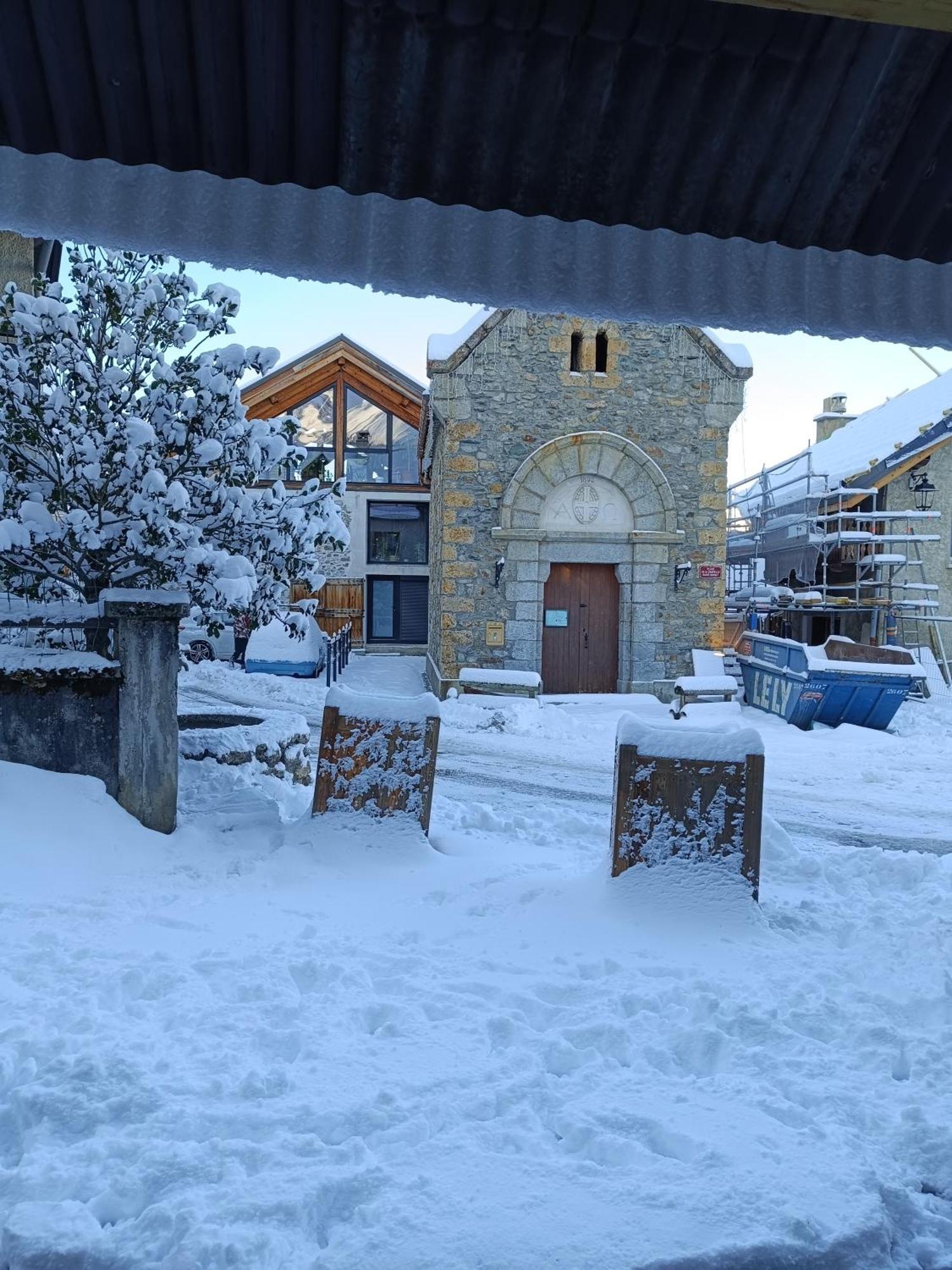 Albergue La Mansio De Bons Les Deux Alpes Exterior foto